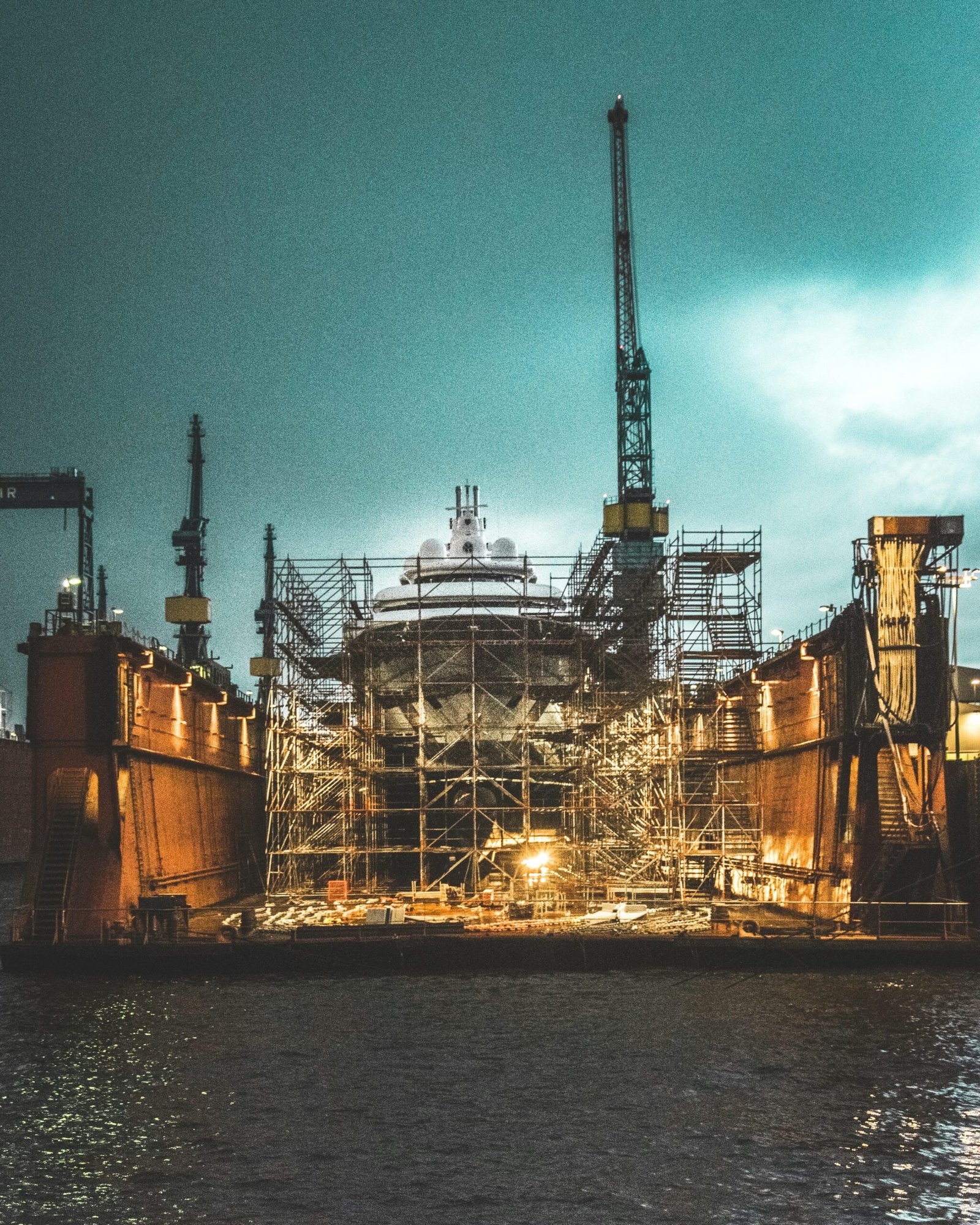 contratto di refitting yacht in Italia